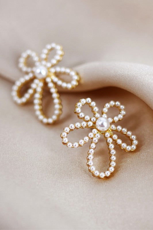 White Flower Pearl Bridal Stud Earrings
