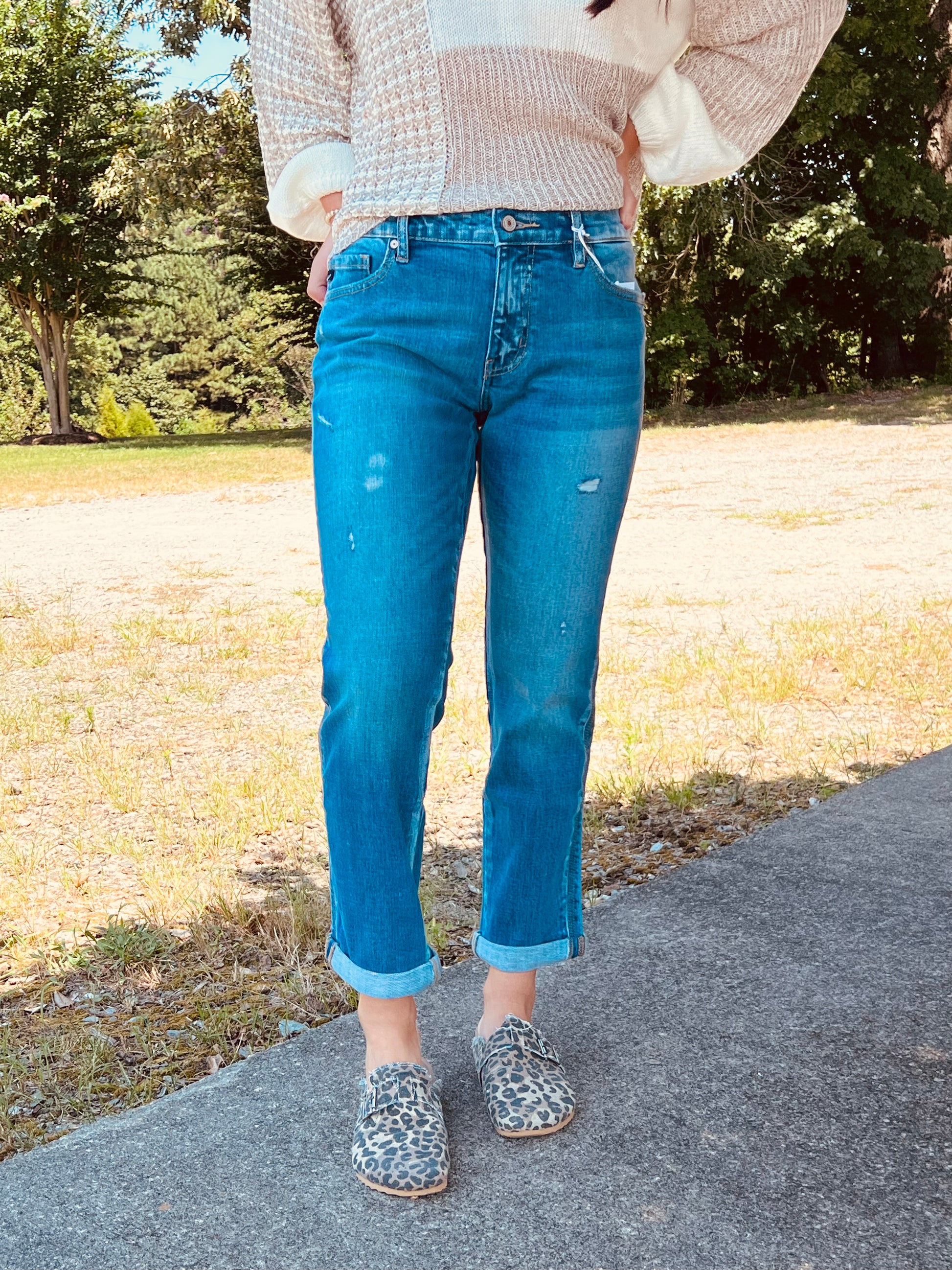 Mid Rise Slim Boyfriend Jeans